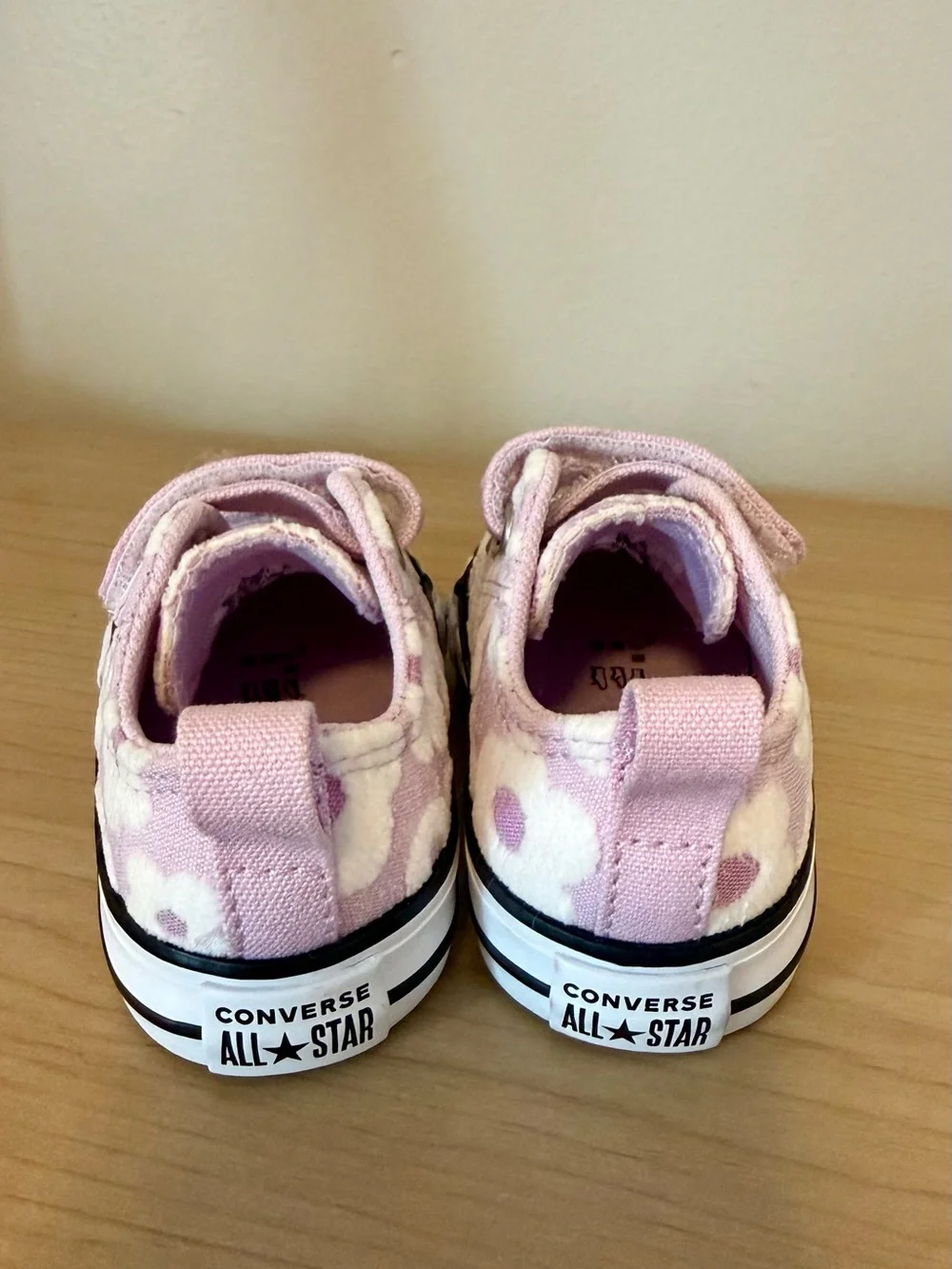 Toddler Pink Floral Canvas Velcro Converse